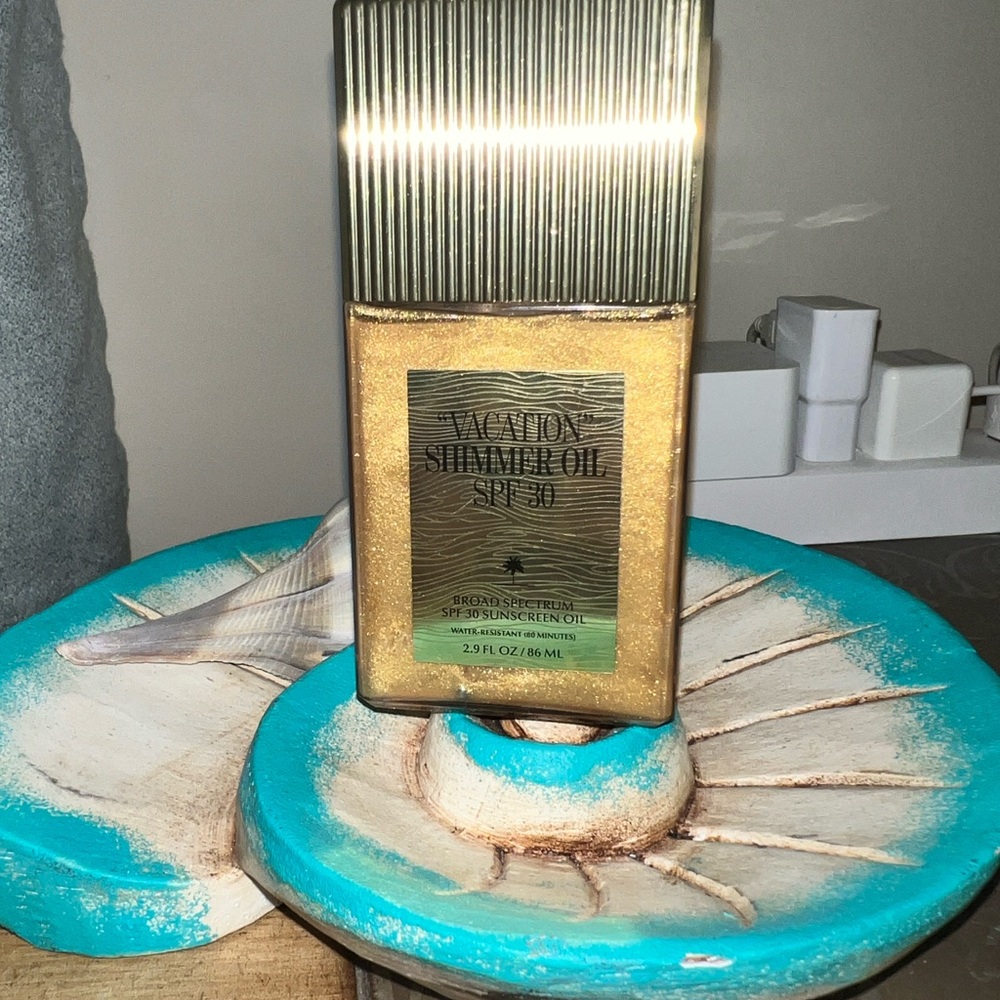 Vacation Shimmer Oil SPF 30 - Picture 7 of 16